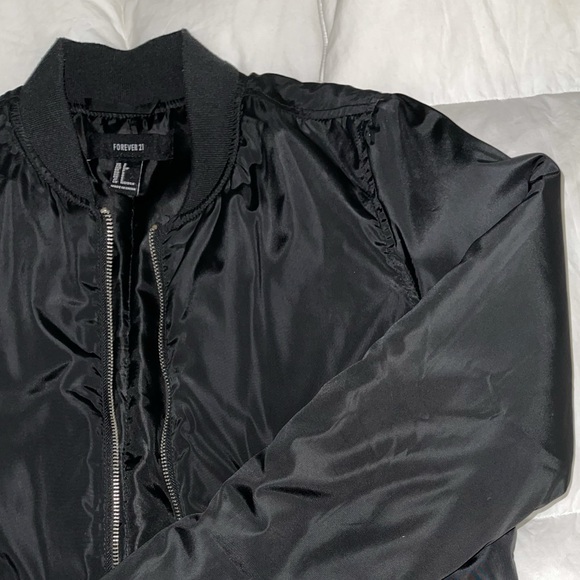 Bomber Jacket - Picture 4 of 5